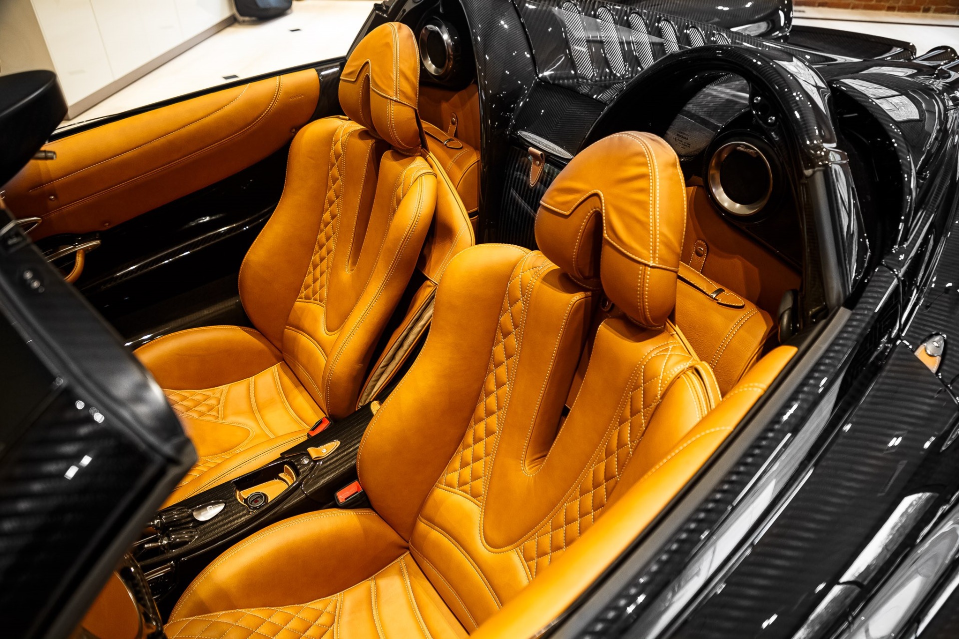 Stimulate The Economy With This Gorgeous Carbon Fiber Pagani Huayra Roadster