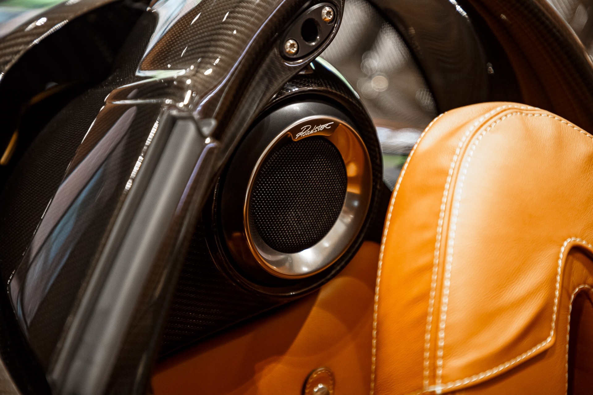 Stimulate The Economy With This Gorgeous Carbon Fiber Pagani Huayra Roadster
