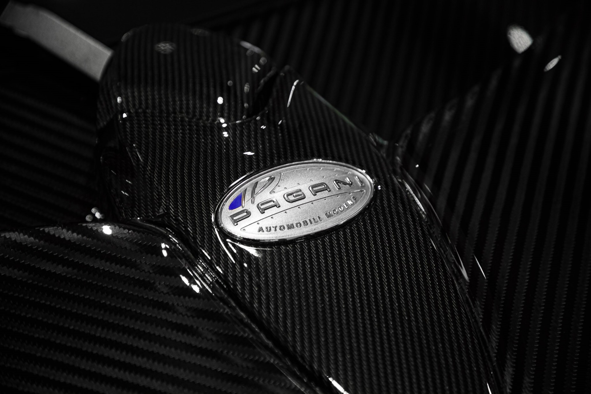 Stimulate The Economy With This Gorgeous Carbon Fiber Pagani Huayra Roadster