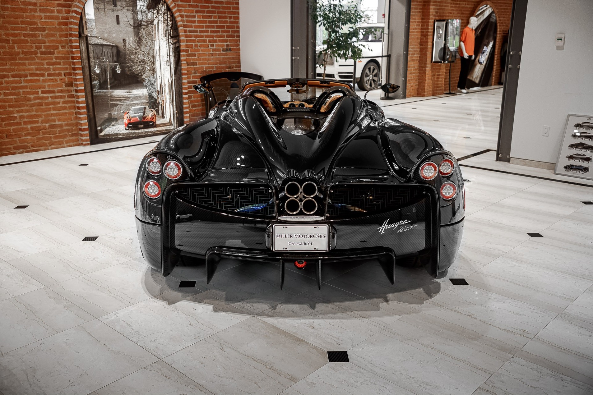 Stimulate The Economy With This Gorgeous Carbon Fiber Pagani Huayra Roadster