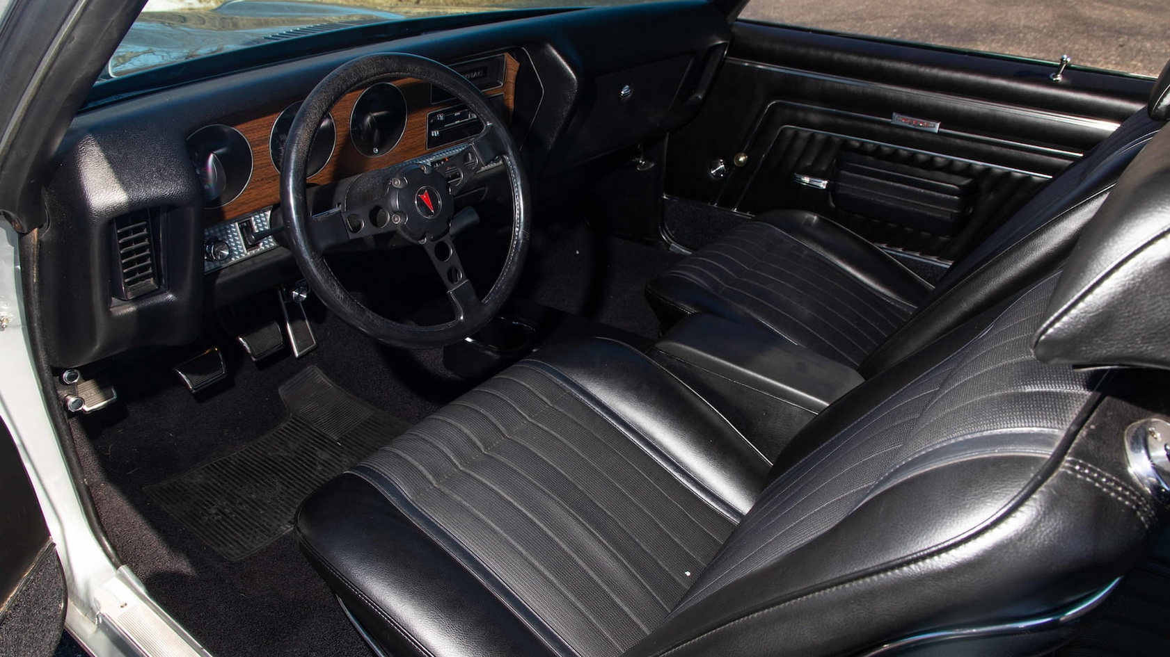 This Must Be What Pontiac GTO Paradise Looks Like: Mecum Auctions Founder Selling His Collection