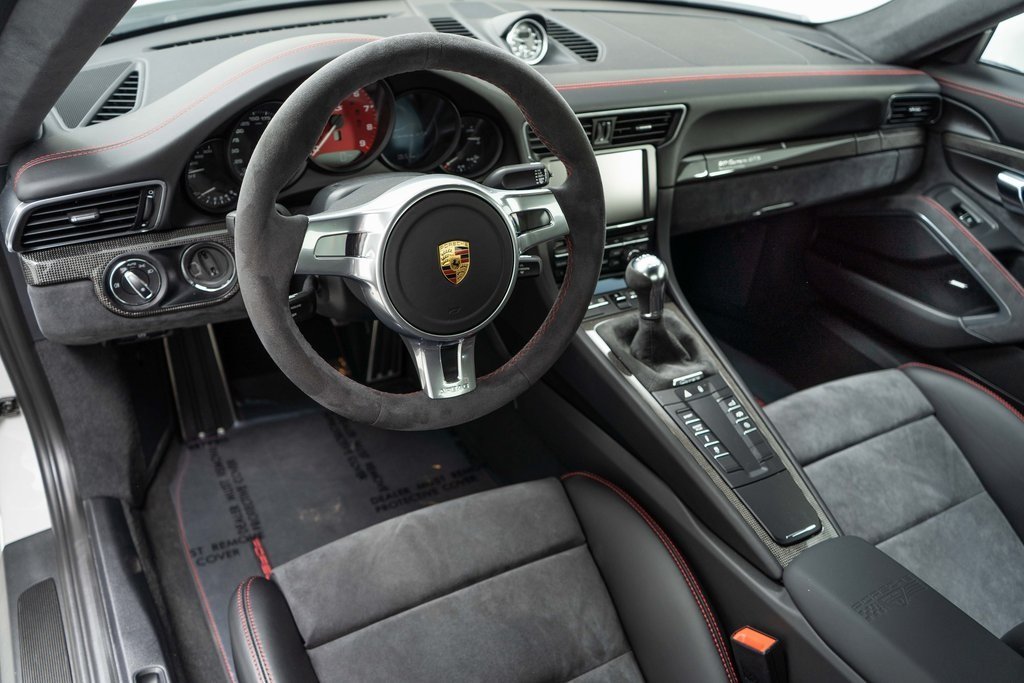 You Can Still Buy A New Porsche 911 Carrera GTS Rennsport Reunion Edition