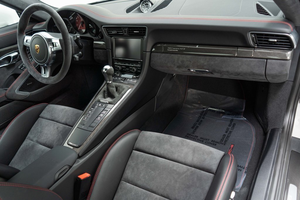 You Can Still Buy A New Porsche 911 Carrera GTS Rennsport Reunion Edition