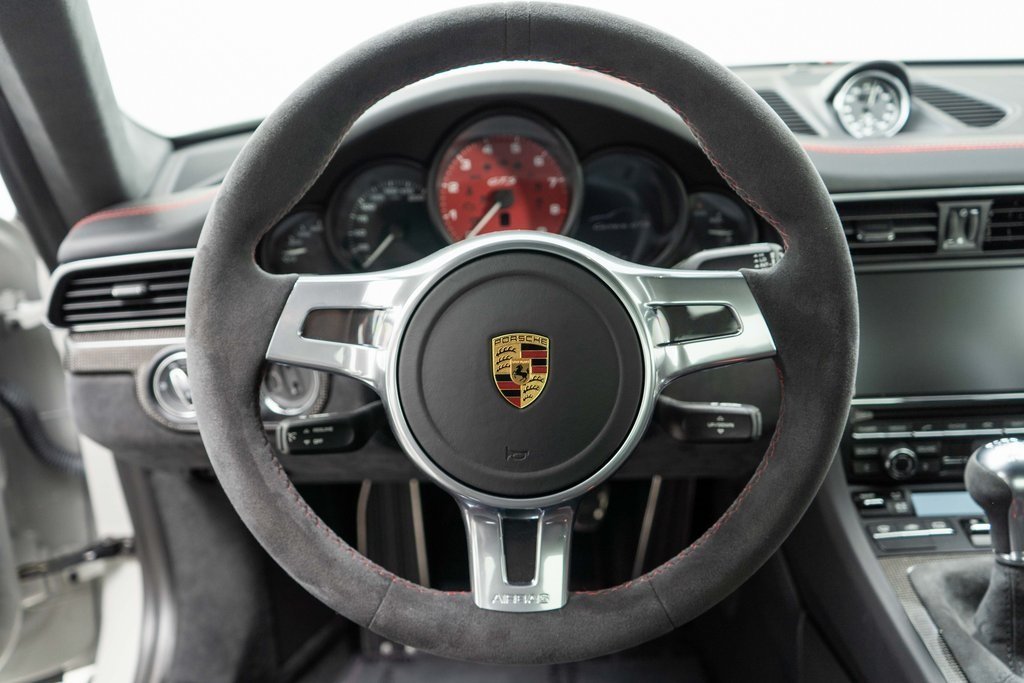 You Can Still Buy A New Porsche 911 Carrera GTS Rennsport Reunion Edition