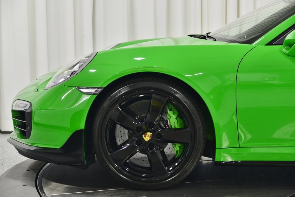 Want A Lizard Green Porsche 911 Speedster Or A Viper Green 911 Turbo S?