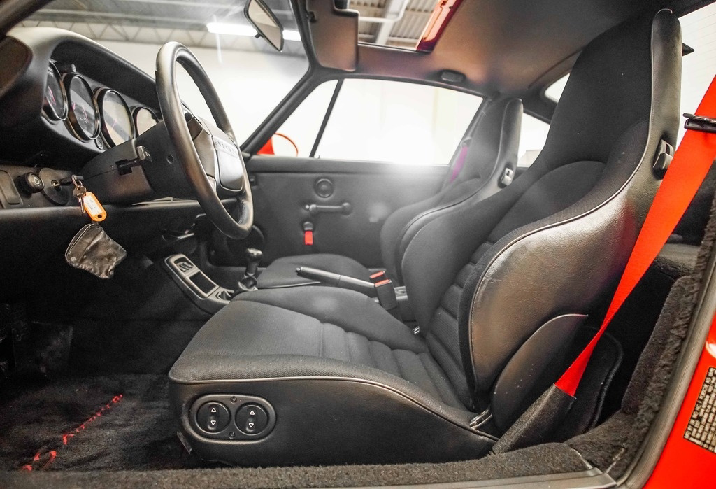 Purists Listen, There’s A 1993 Porsche 911 RS America For Sale