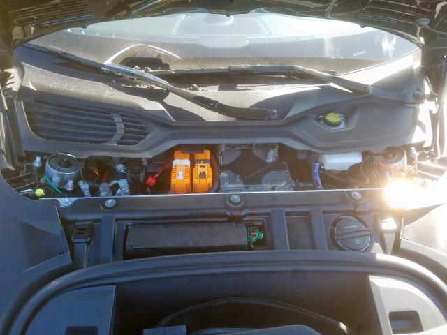 Wrecked 2020 Porsche Taycan Turbo Hits Auction Block, Is It Worth Saving?