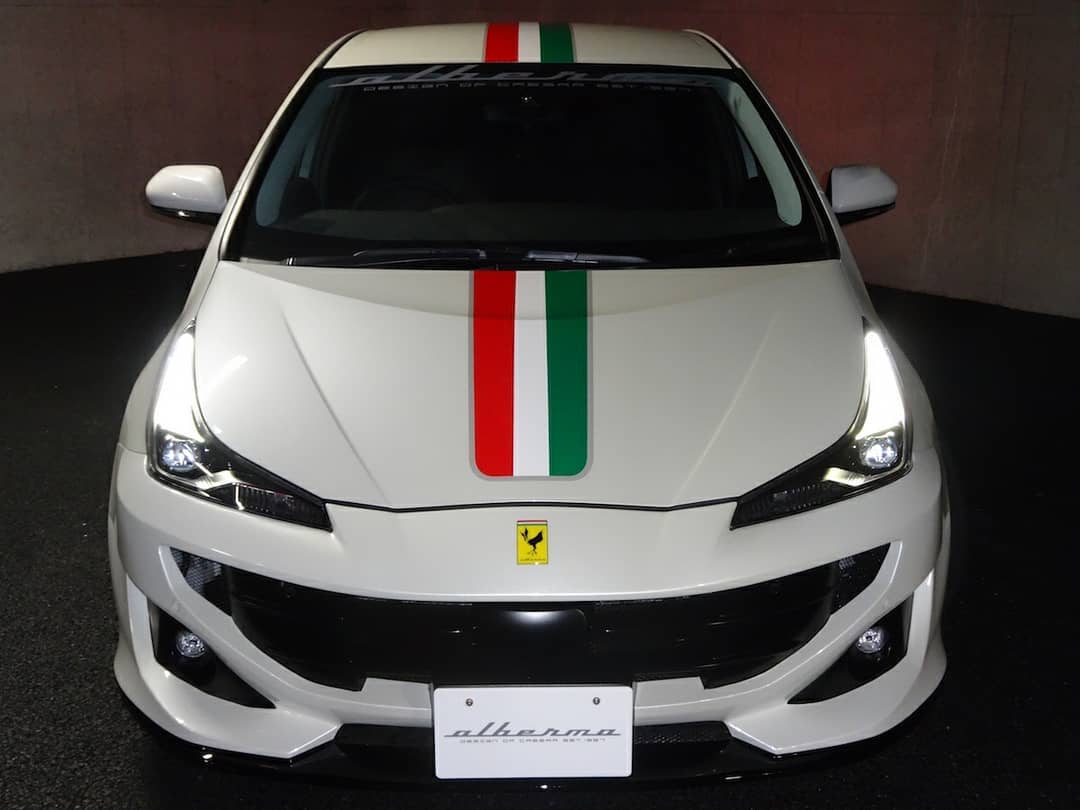 This Toyota Prius Identifies As A Ferrari FF
