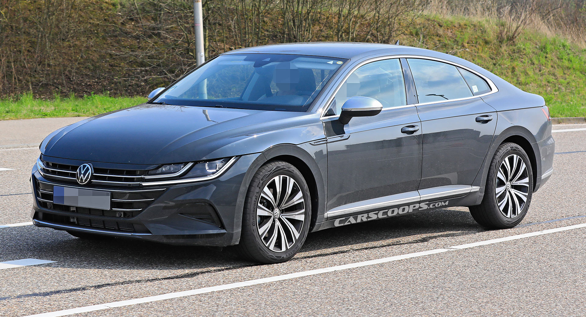 2021 Volkswagen Arteon Facelift Scooped Without Camouflage ...