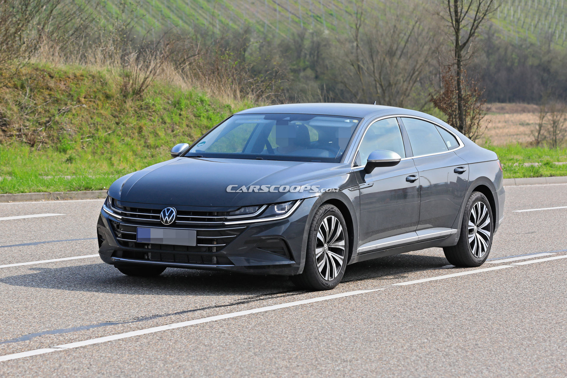 2021 Volkswagen Arteon Facelift Scooped Without Camouflage