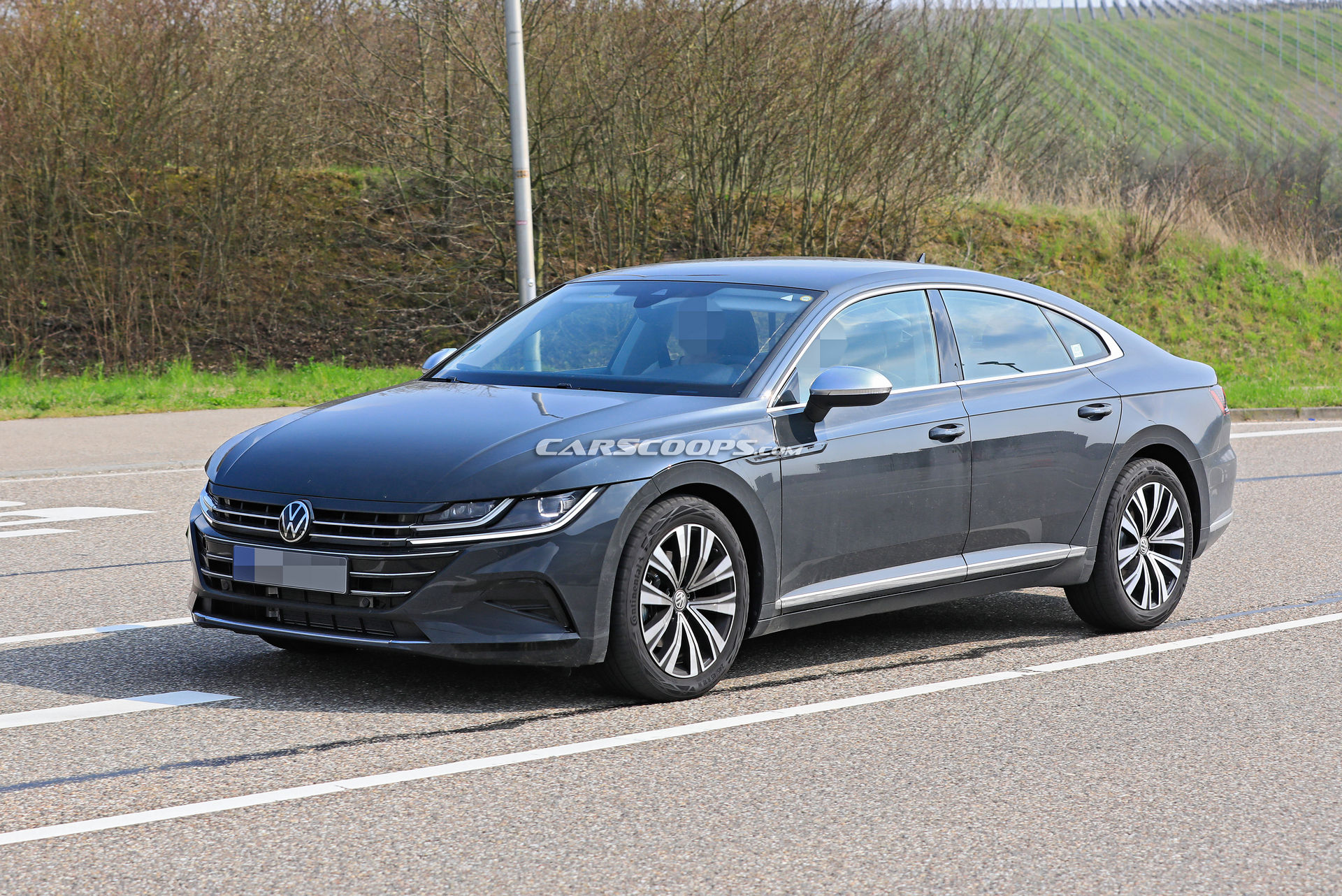 2021 Volkswagen Arteon Facelift Scooped Without Camouflage