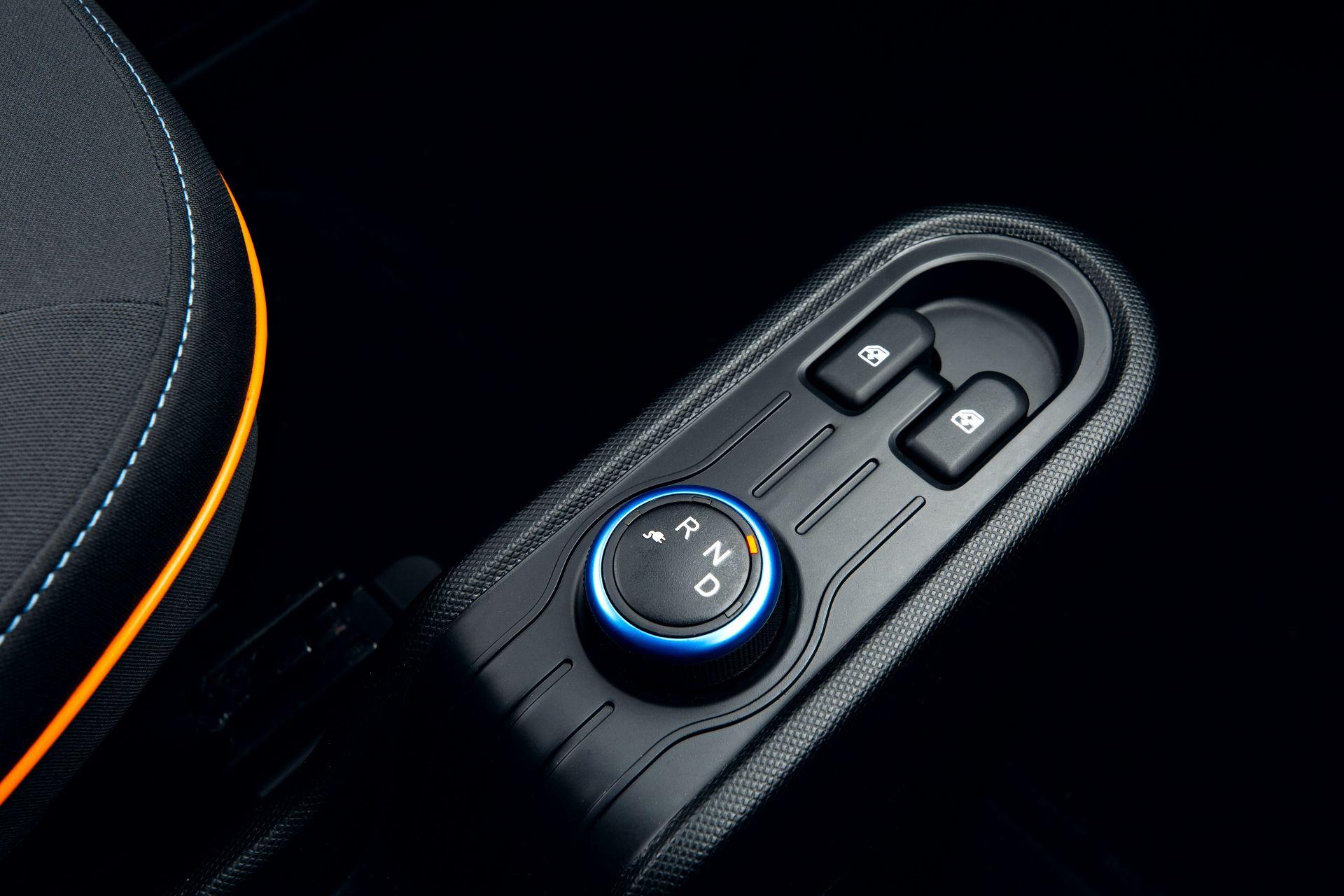 GM And SAIC’s Wuling Releases New Interior Photos Of Hong Guang Mini EV