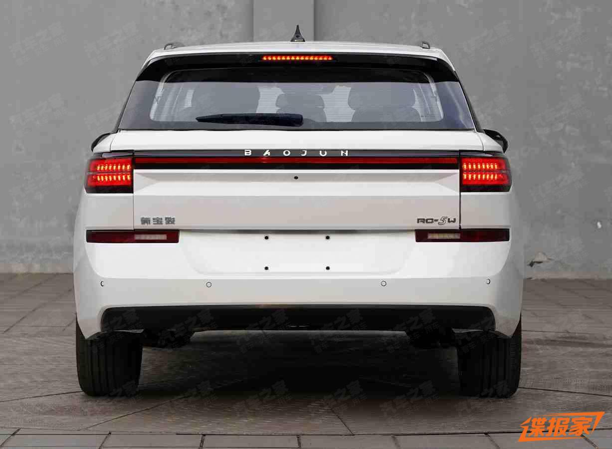 GM’s Baojun Launches RC-5W Wagon Proving China Doesn’t Just Love Sedans