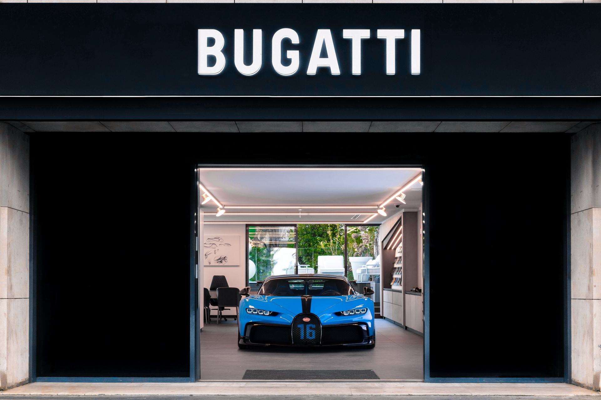 Bugatti Chiron Pur Sport Embarks On Euro Tour, Visits Paris En Route To Geneva