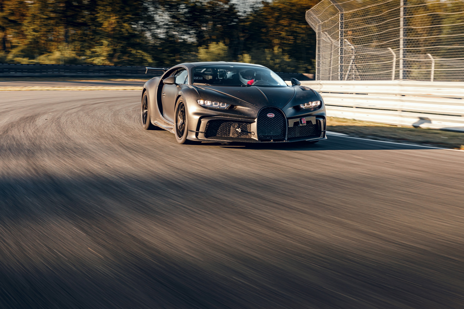 Watch The New Bugatti Chiron Pur Sport Unleash Its 1,479 Horses On The Track