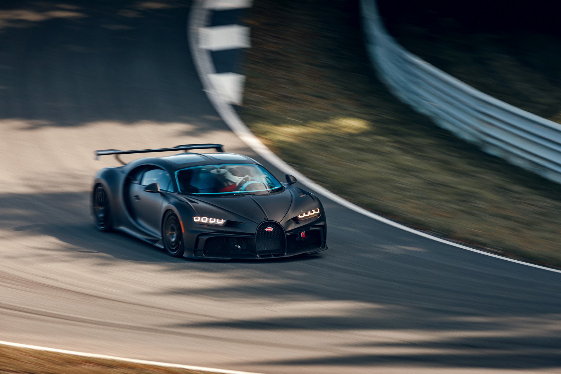 Watch The New Bugatti Chiron Pur Sport Unleash Its 1,479 Horses On The Track