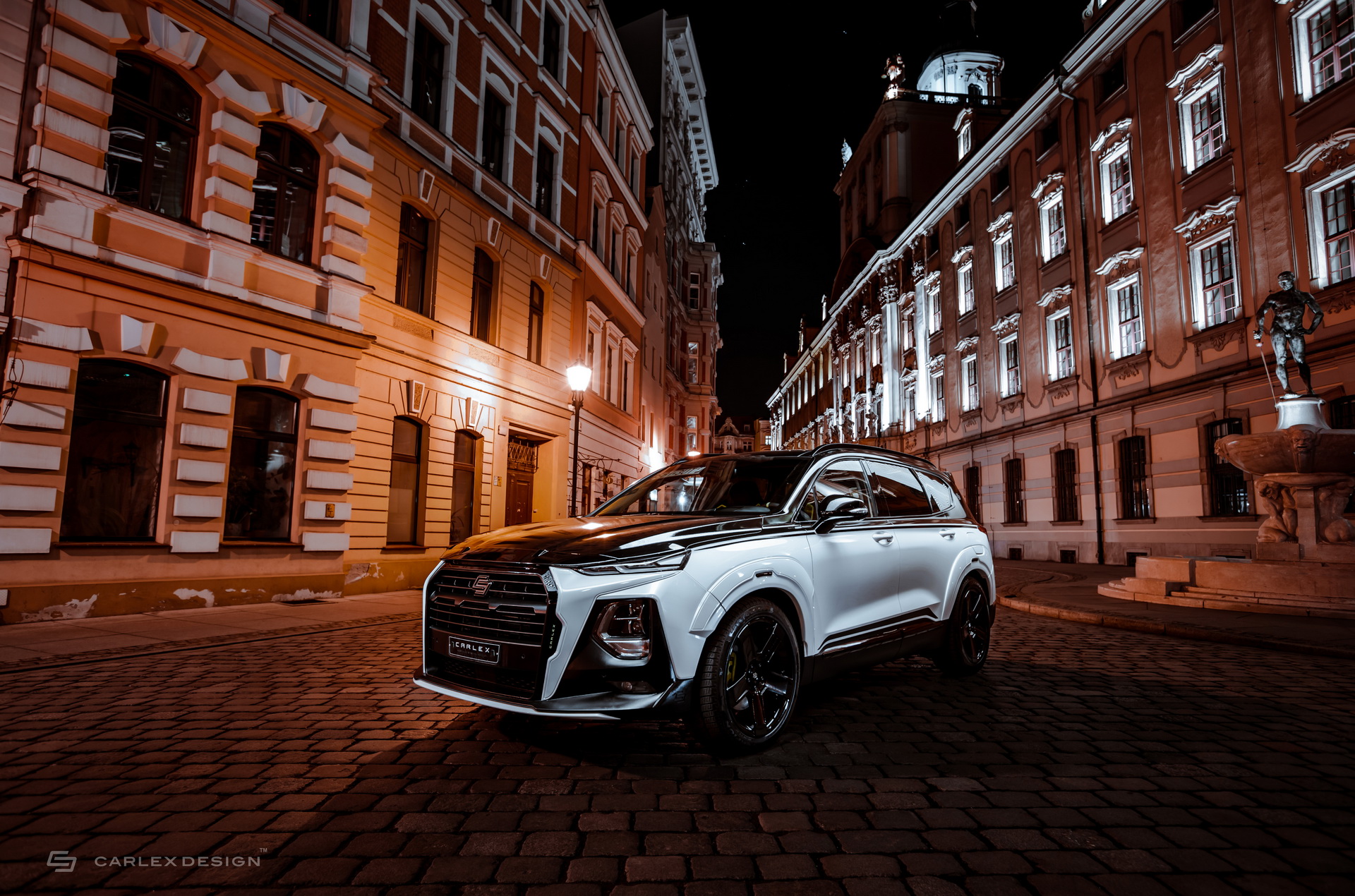 Carlex Design Goes Pretty Wild With Hyundai Santa Fe Makeover