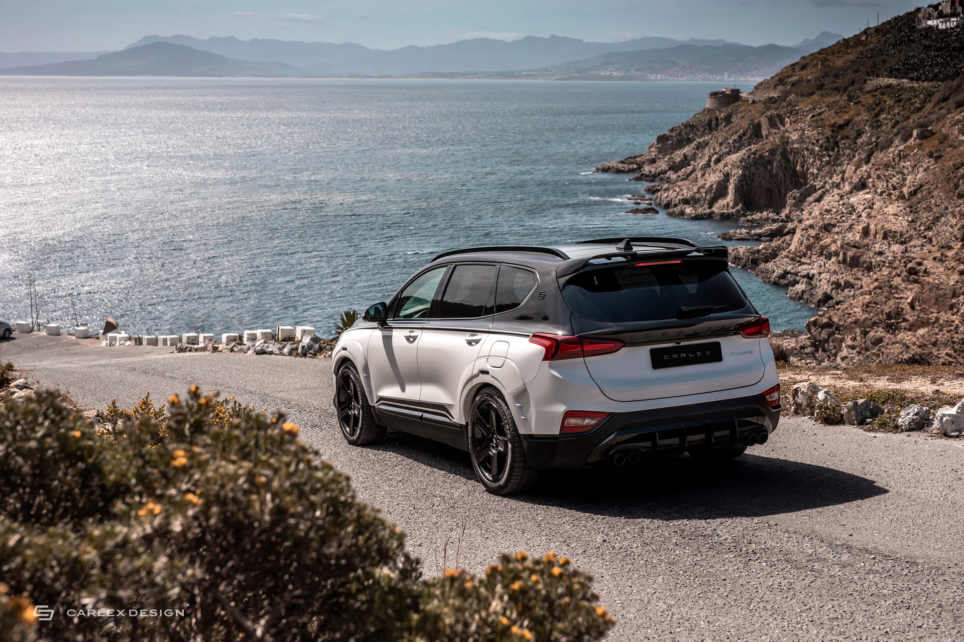 Carlex Design Goes Pretty Wild With Hyundai Santa Fe Makeover