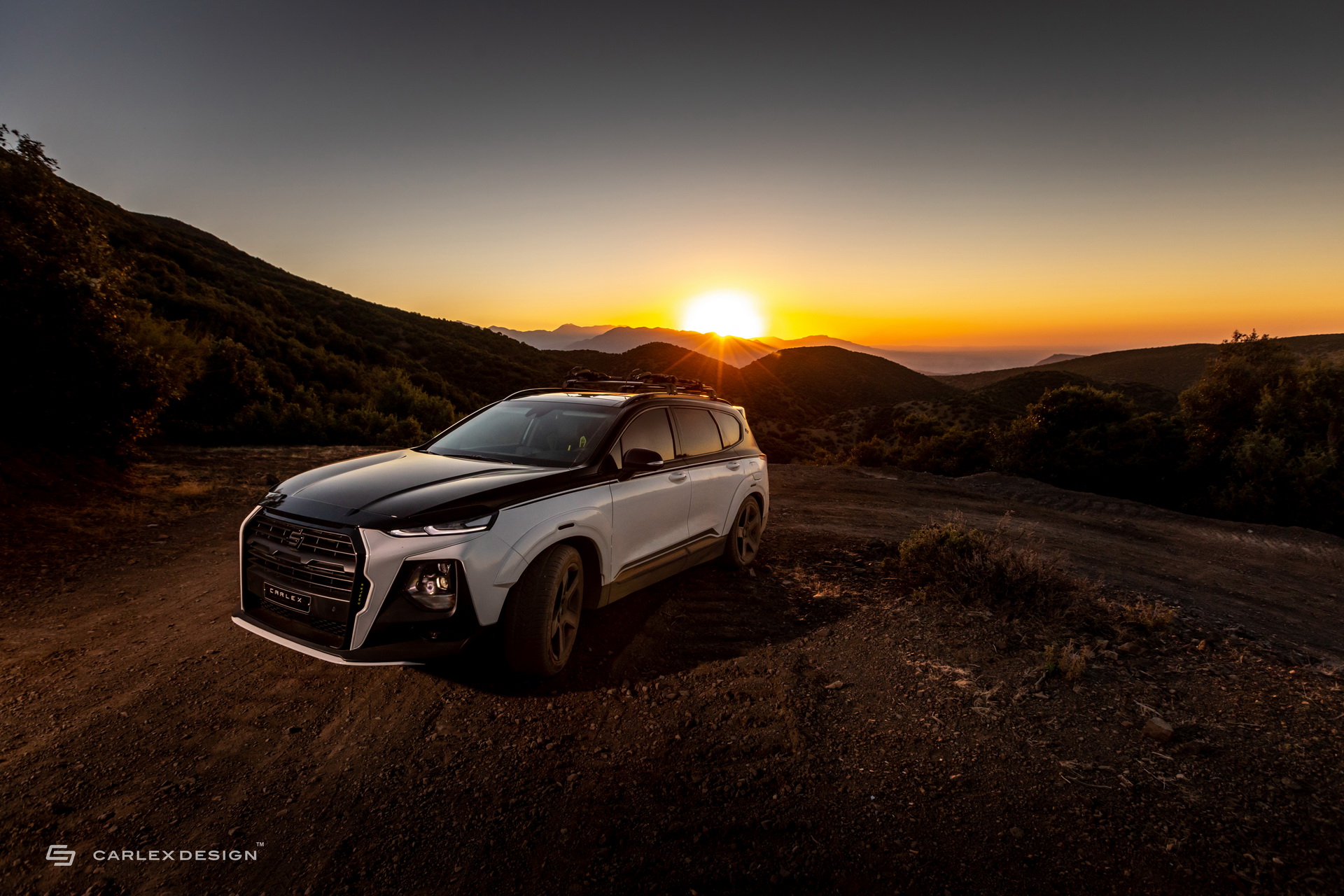 Carlex Design Goes Pretty Wild With Hyundai Santa Fe Makeover