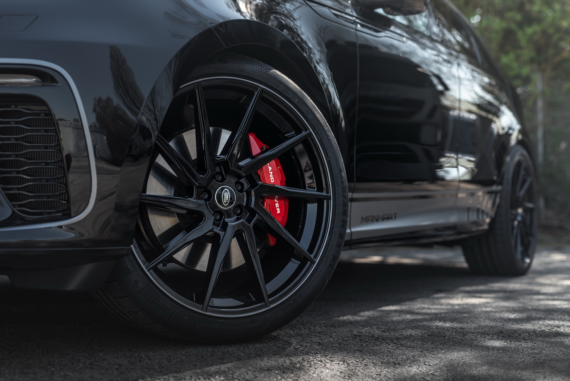 Manhart Takes Range Rover Velar V8 Flagship To 592 HP