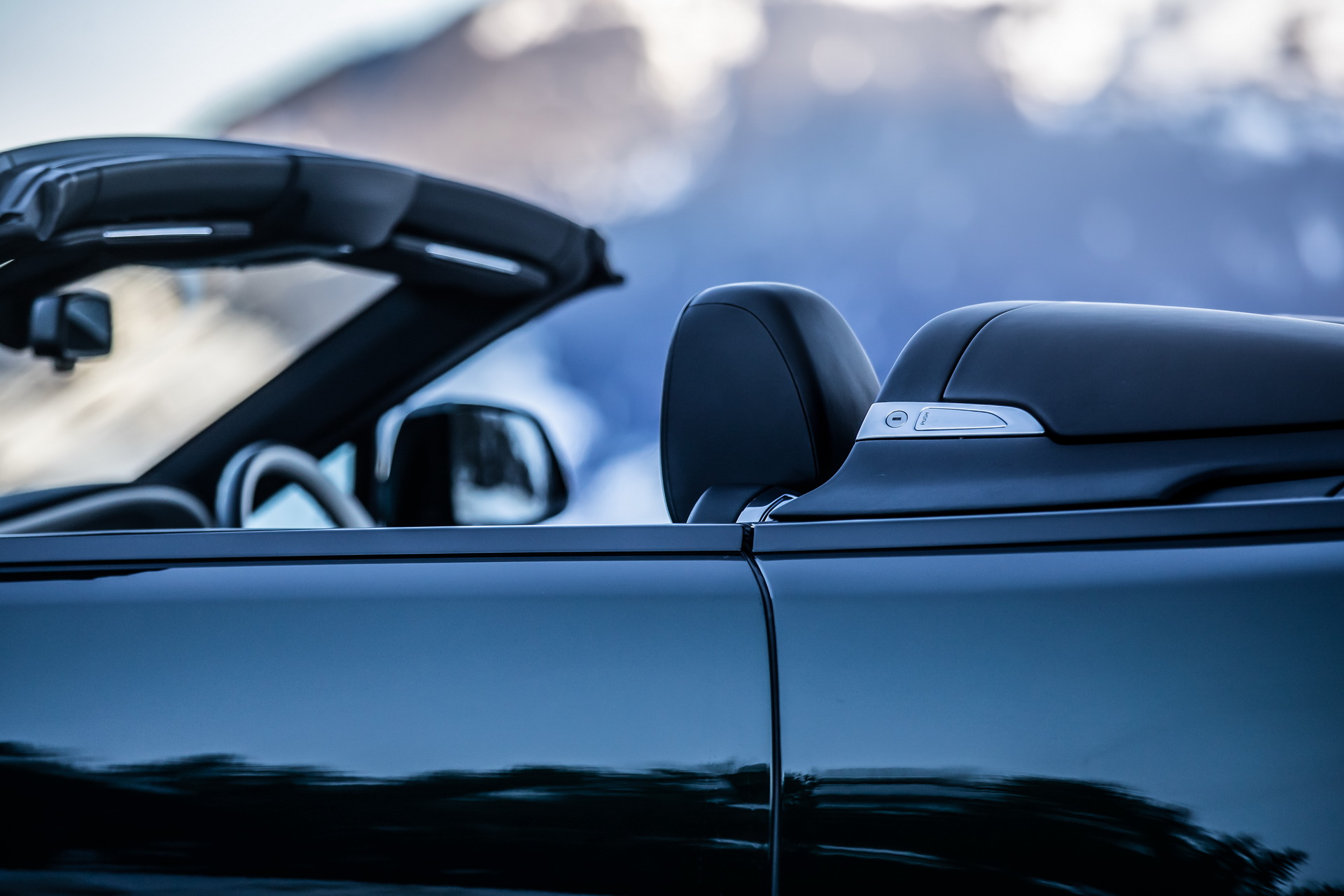 Rolls-Royce’s Aero Cowling Is How You Make Your Dawn Even More Exclusive