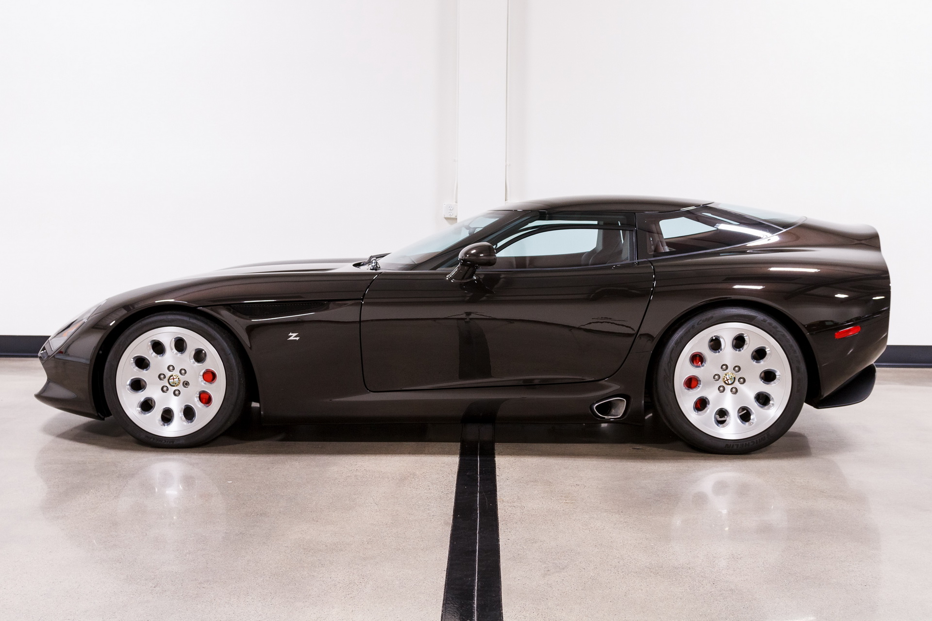 Alfa Romeo Zagato TZ3 Stradale Is The Weirdest Dodge Viper Ever