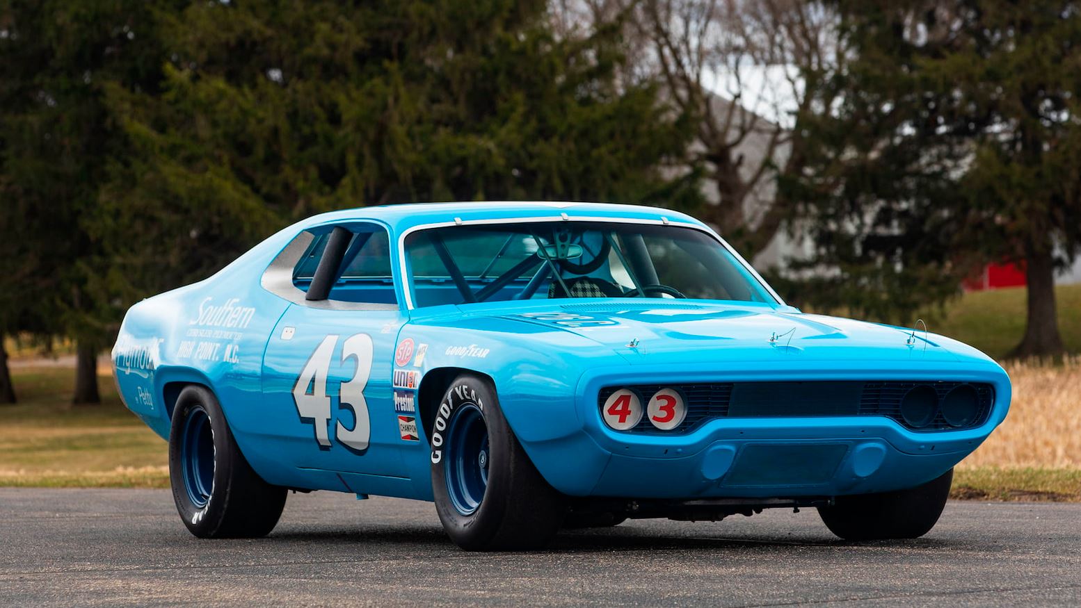 Title-Winning 1971 Plymouth Road Runner NASCAR Racer Could Fetch $750,000