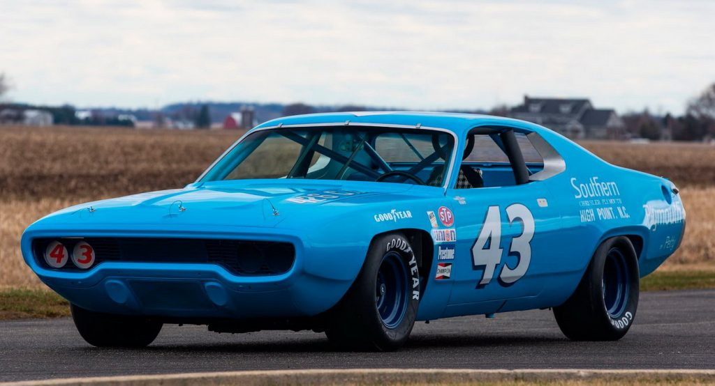  Title-Winning 1971 Plymouth Road Runner NASCAR Racer Could Fetch $750,000
