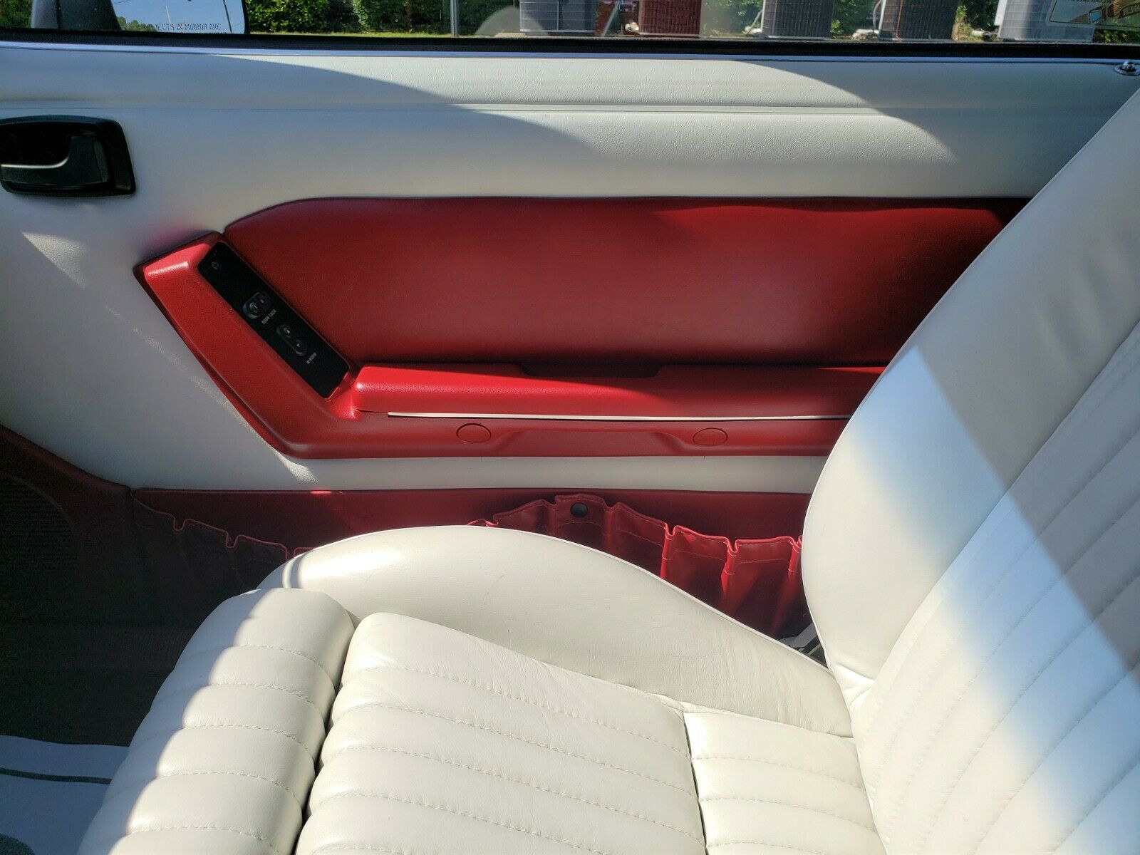 Would You Rather Have A Barely-Driven 1990 Ford Mustang Convertible Or A 2020 Mustang GT?