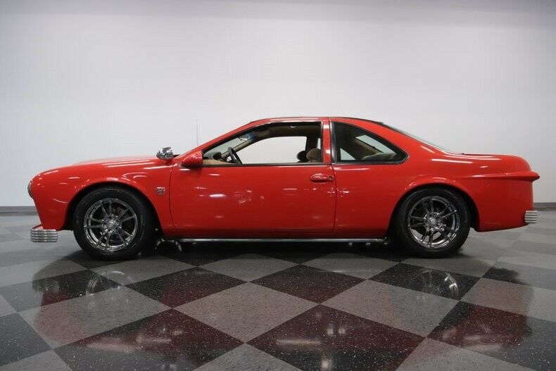 This Retro-Inspired Ford Thunderbird Is All Kinds Of Wrong