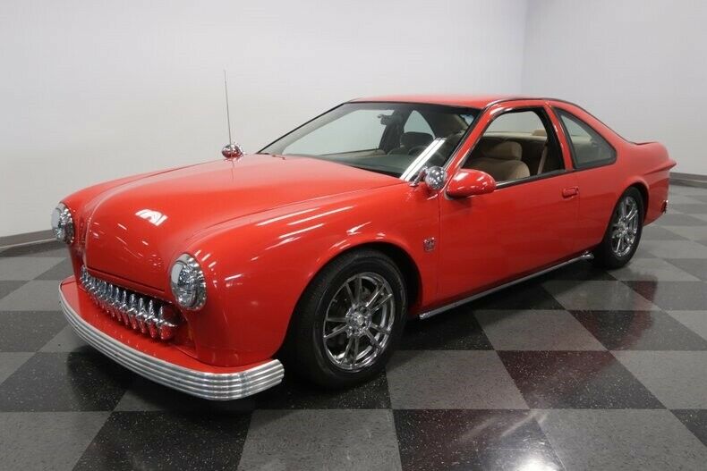 This Retro-Inspired Ford Thunderbird Is All Kinds Of Wrong