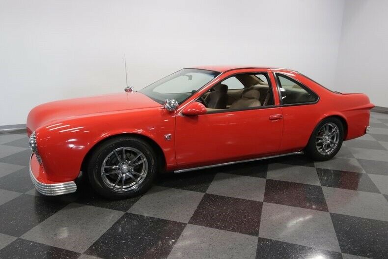 This Retro-Inspired Ford Thunderbird Is All Kinds Of Wrong