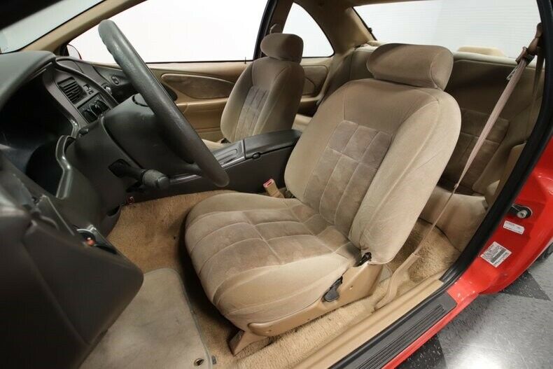 This Retro-Inspired Ford Thunderbird Is All Kinds Of Wrong