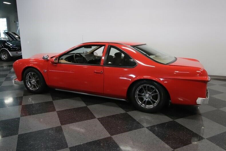 This Retro-Inspired Ford Thunderbird Is All Kinds Of Wrong