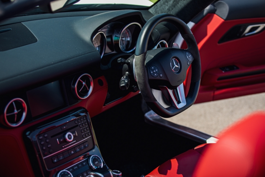 2011 Mercedes-Benz SLS AMG Roadster Exudes A Muscular Elegance