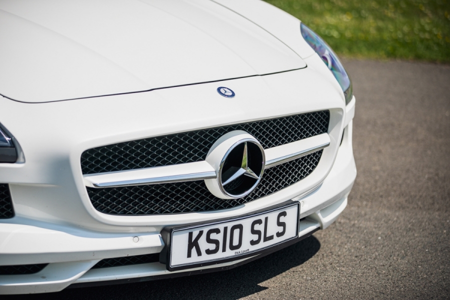 2011 Mercedes-Benz SLS AMG Roadster Exudes A Muscular Elegance