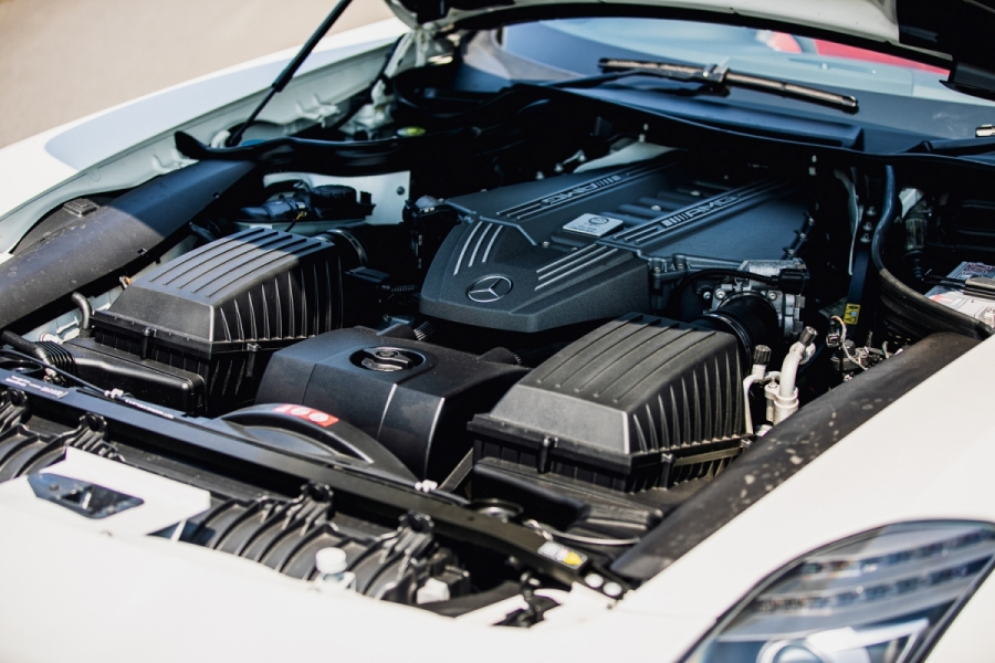 2011 Mercedes-Benz SLS AMG Roadster Exudes A Muscular Elegance