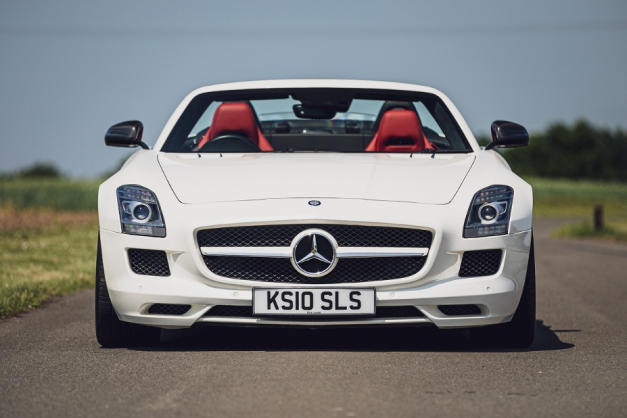 2011 Mercedes-Benz SLS AMG Roadster Exudes A Muscular Elegance