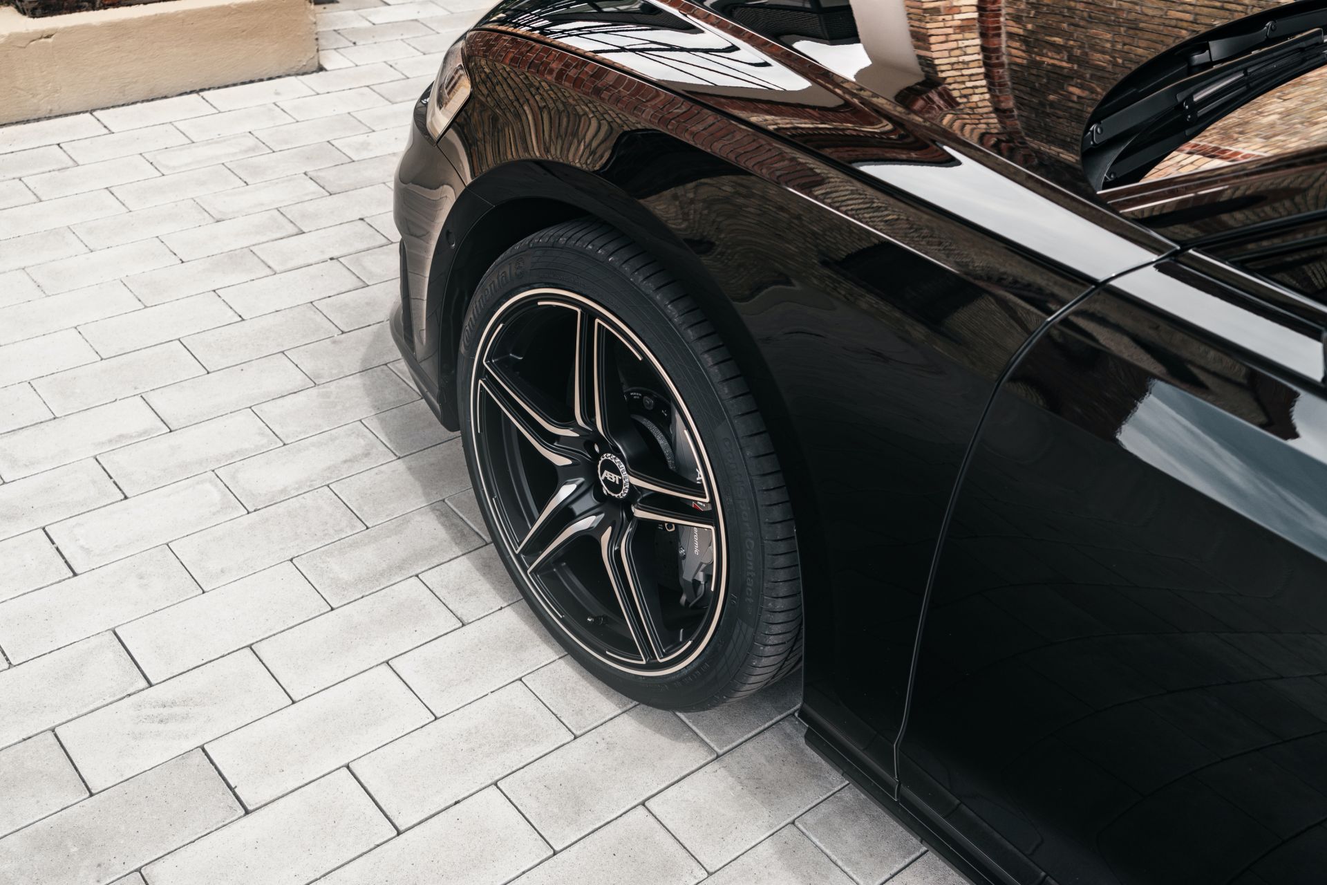 2020 Audi S8 With 690 HP Upgrade From ABT Accelerates Like A Supercar