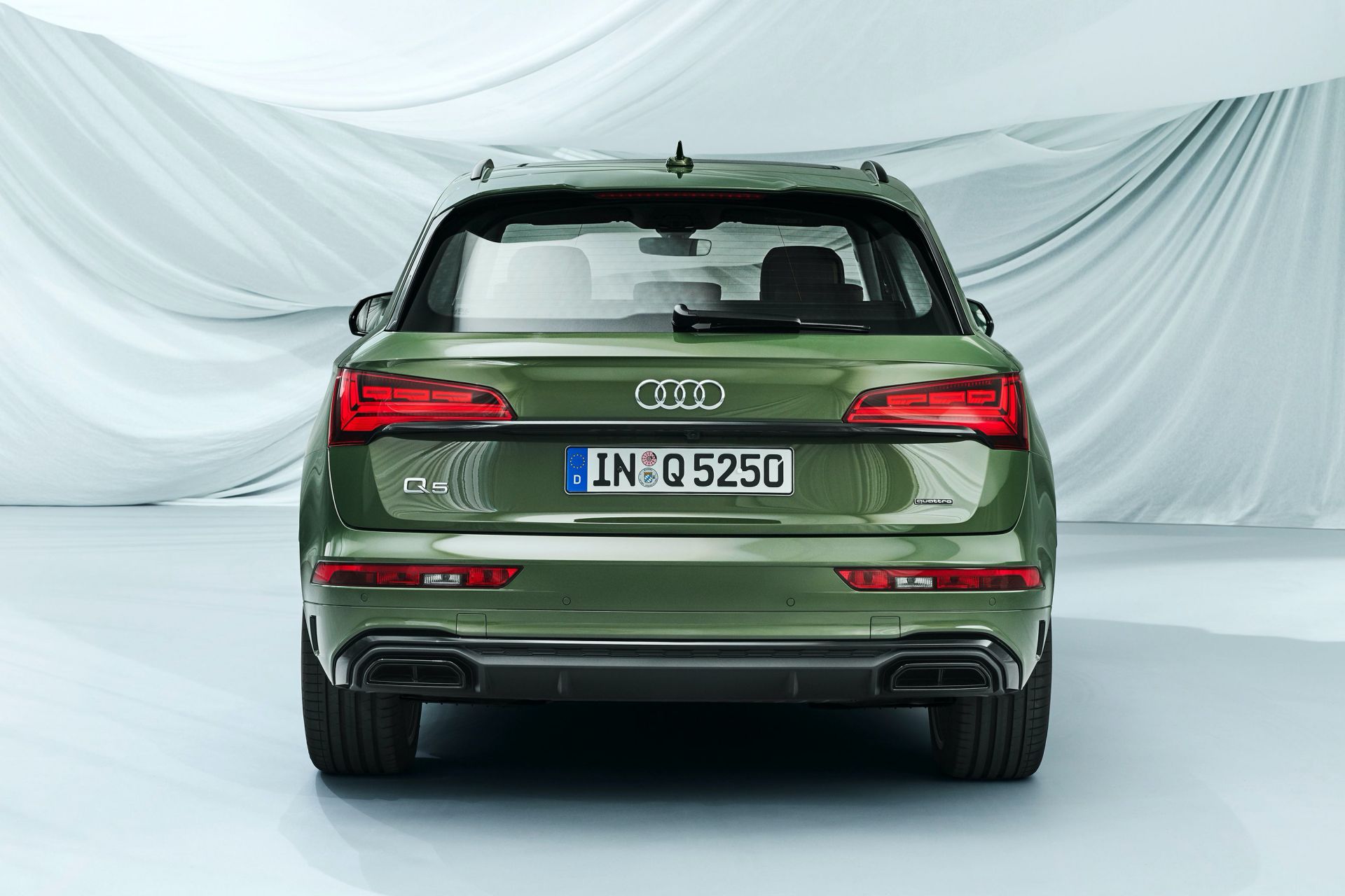 2021 Audi Q5 Facelift Breaks Cover With Sharper Design, Updated Tech