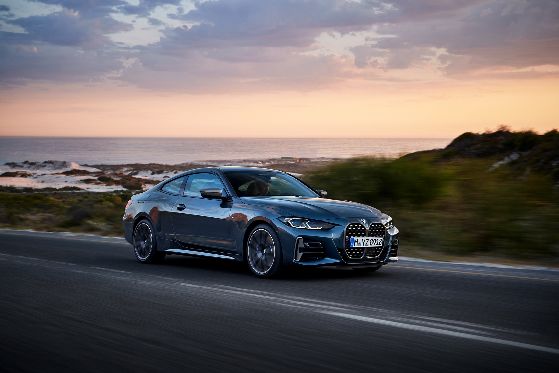 2021 BMW 4 Series Coupe Puts A Bold Face To A Dynamic Coupe Body