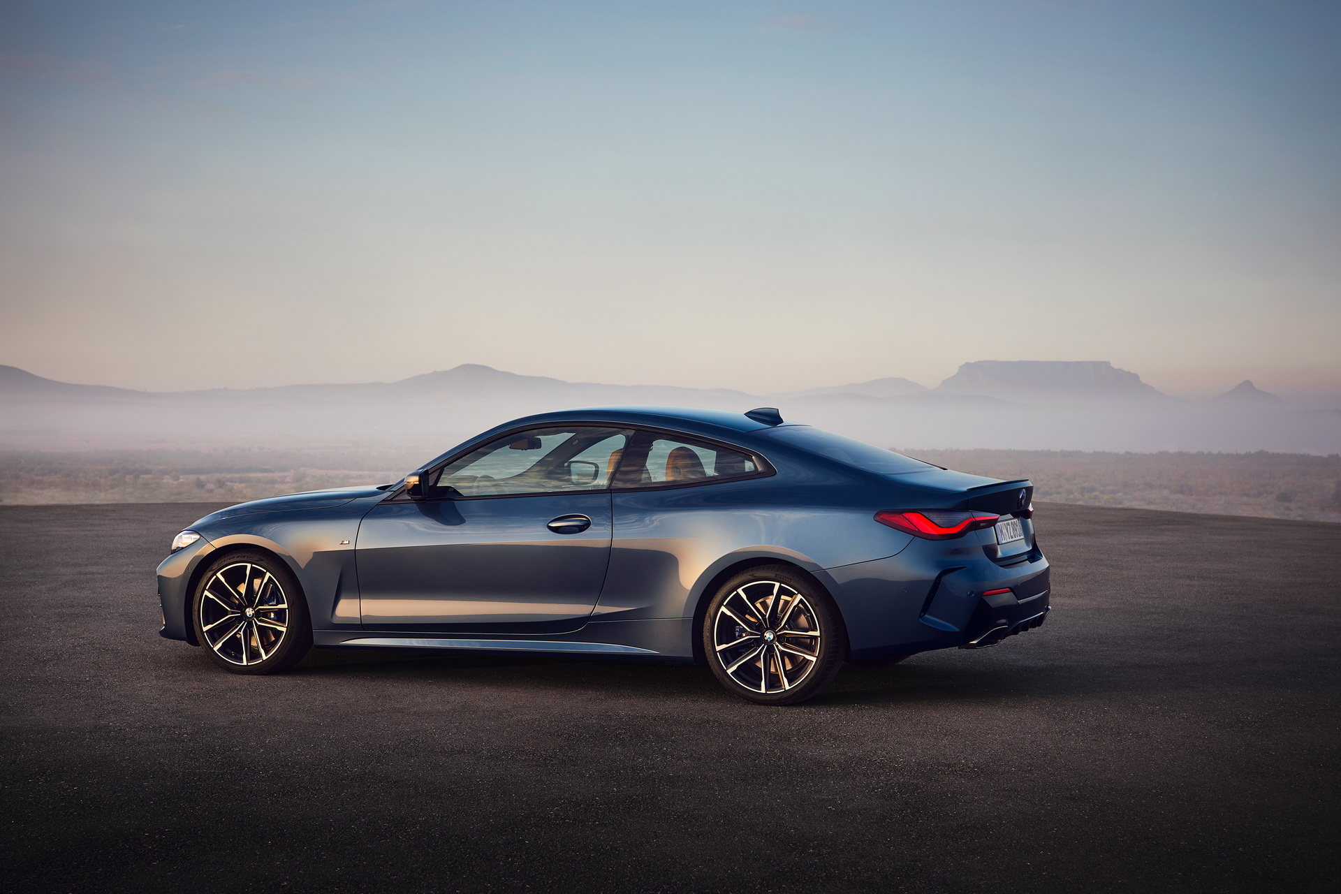 2021 BMW 4 Series Coupe Puts A Bold Face To A Dynamic Coupe Body