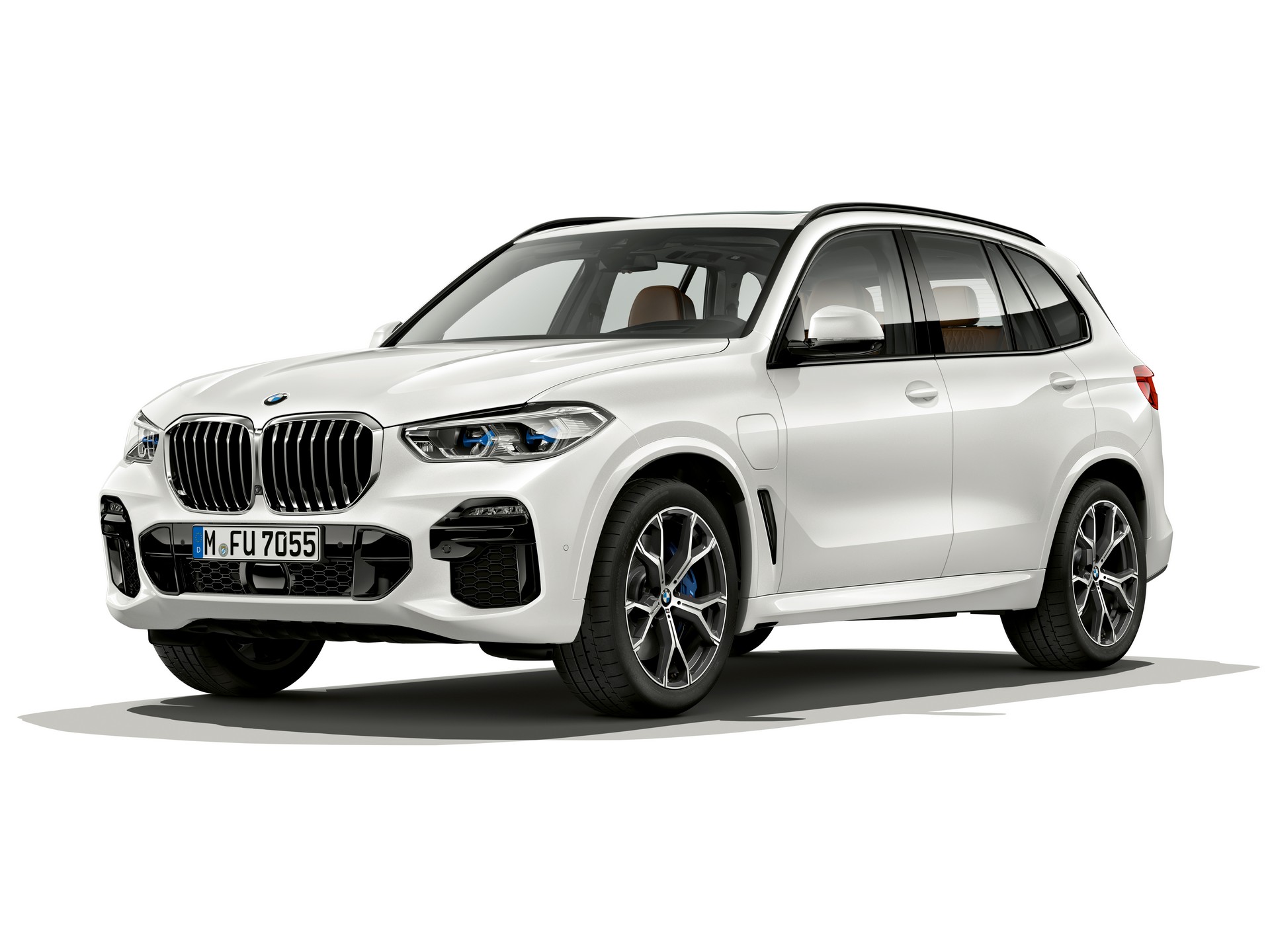 BMW X5 Plug-In Hybrid Comes To America Next Month, Starts A Little Over $65k