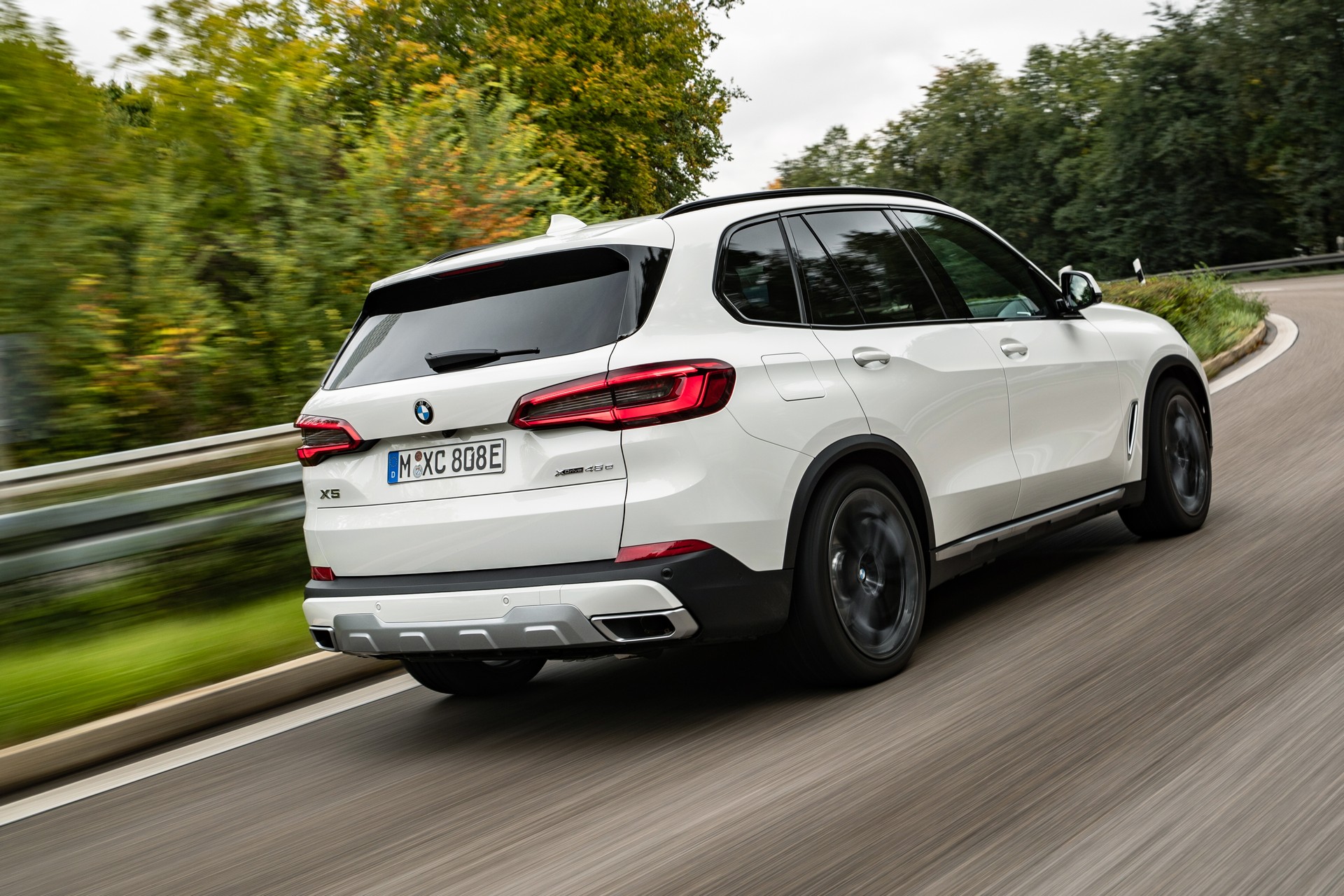 BMW X5 Plug-In Hybrid Comes To America Next Month, Starts A Little Over $65k