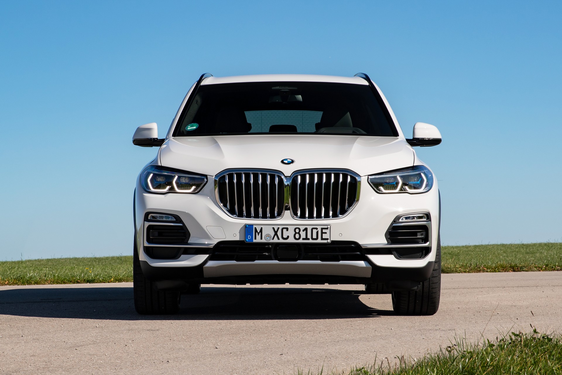 BMW X5 Plug-In Hybrid Comes To America Next Month, Starts A Little Over $65k