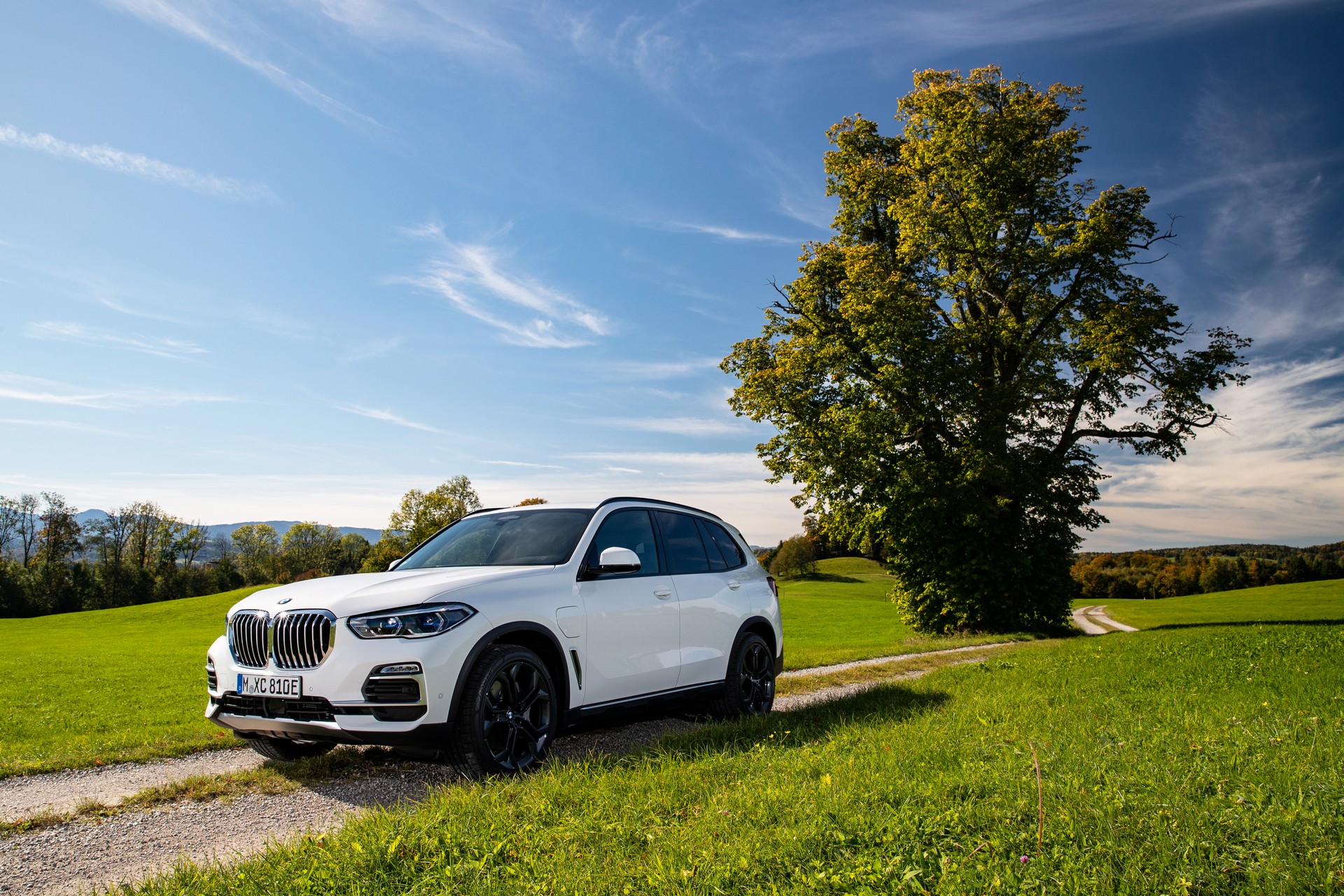 BMW X5 Plug-In Hybrid Comes To America Next Month, Starts A Little Over $65k