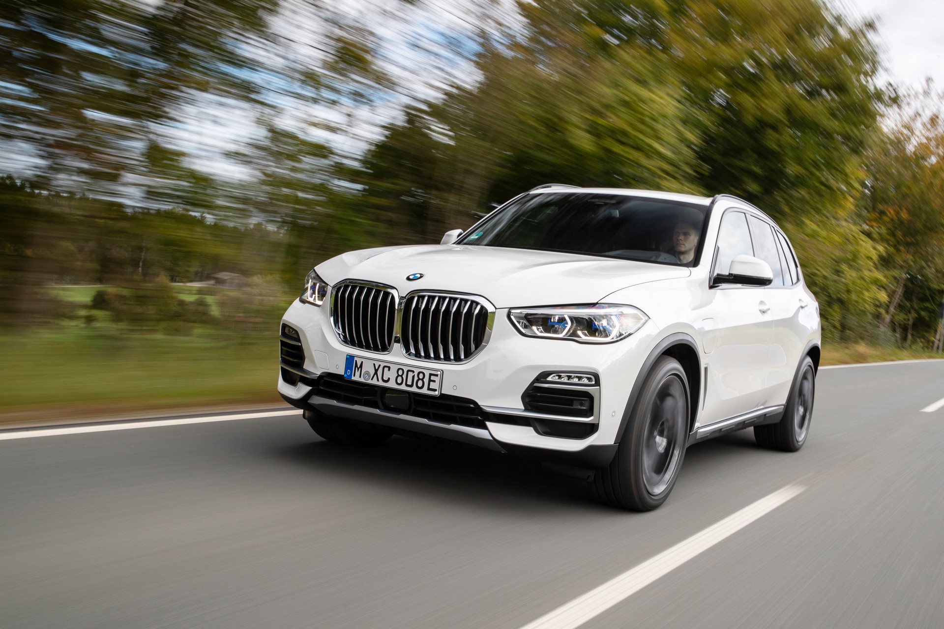 BMW X5 Plug-In Hybrid Comes To America Next Month, Starts A Little Over $65k
