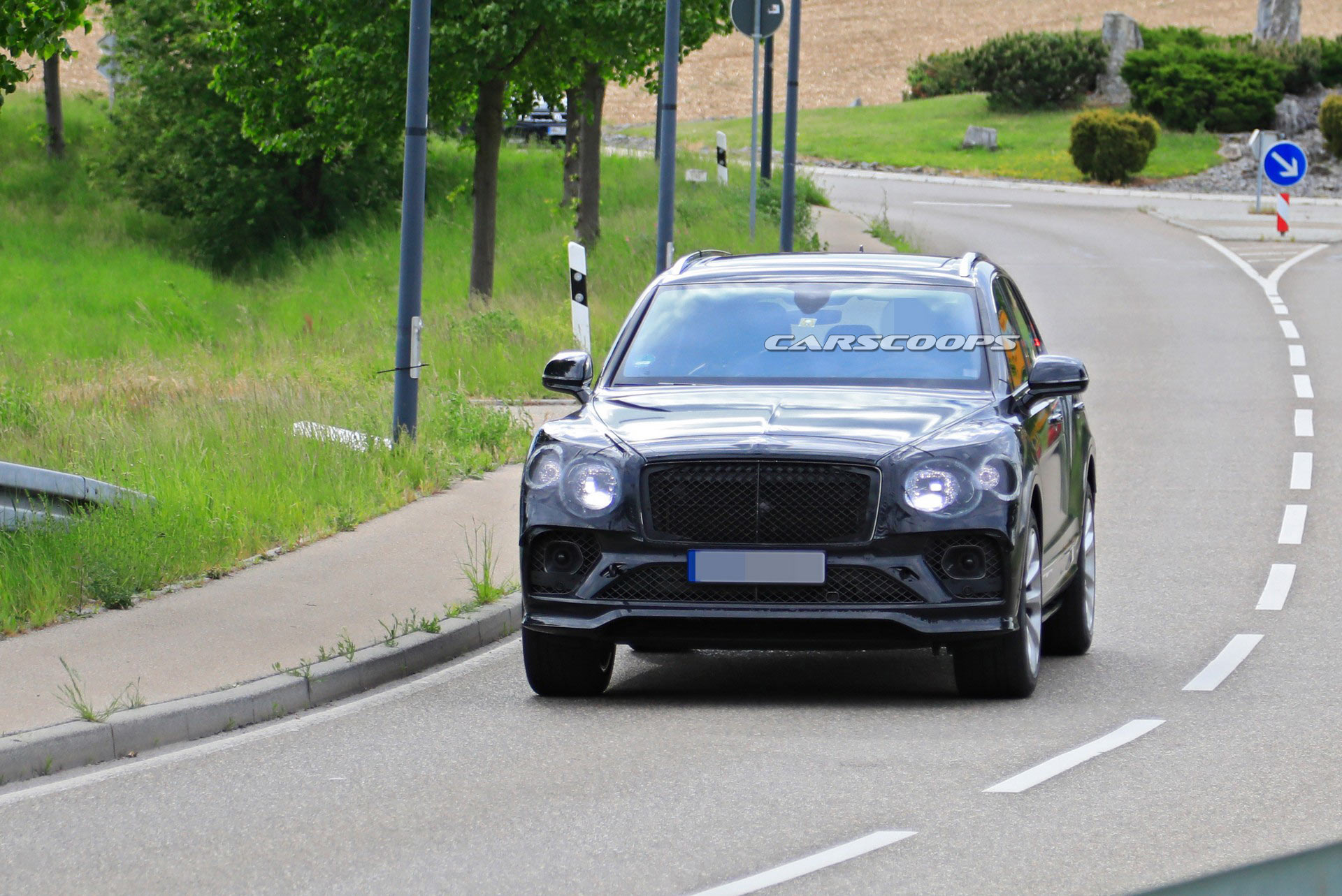 2021 Bentley Bentayga Facelift Aims To Make A Stodgy Old Brit A Bit Sportier