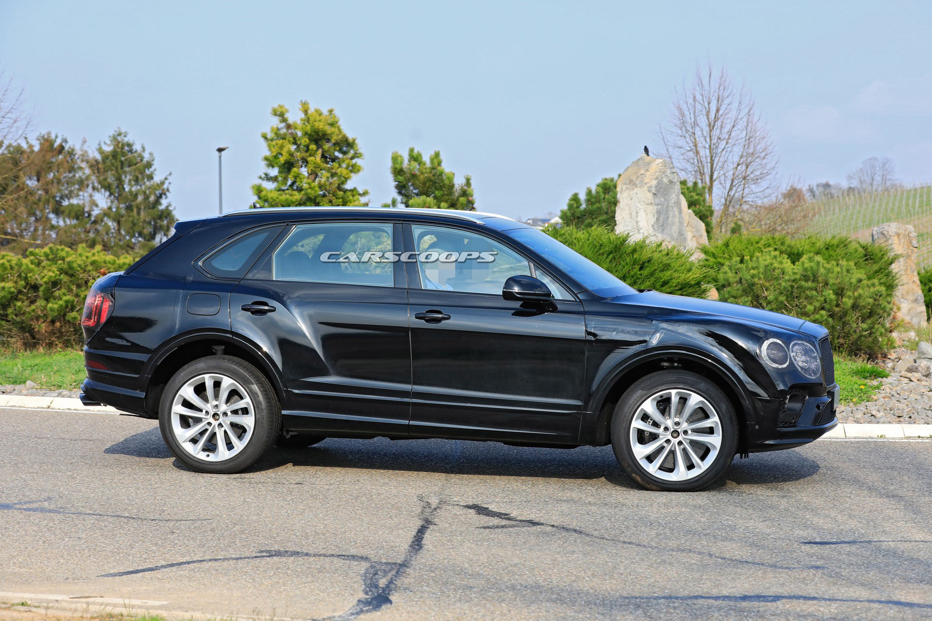 2021 Bentley Bentayga Facelift Aims To Make A Stodgy Old Brit A Bit Sportier