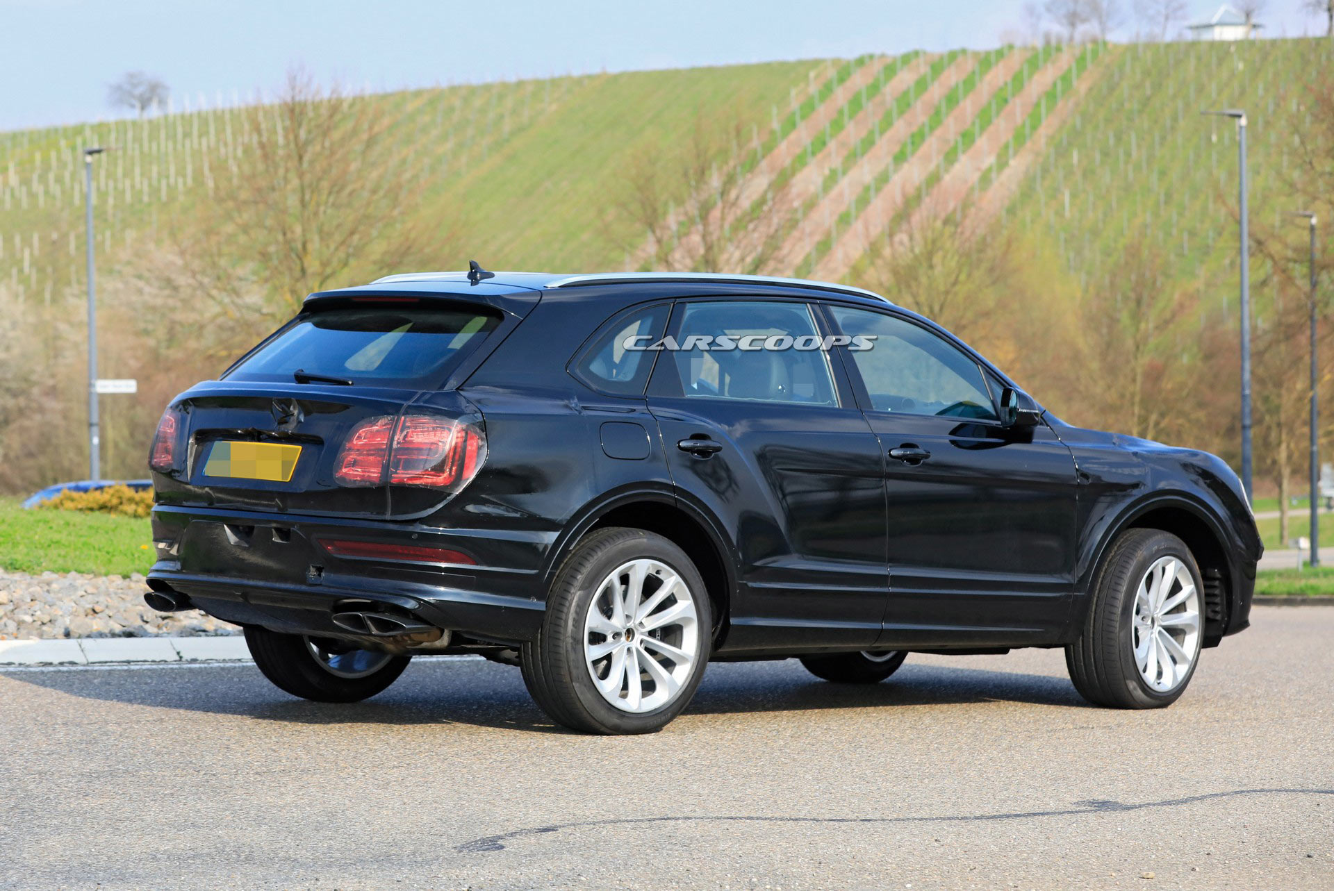2021 Bentley Bentayga Facelift Aims To Make A Stodgy Old Brit A Bit Sportier